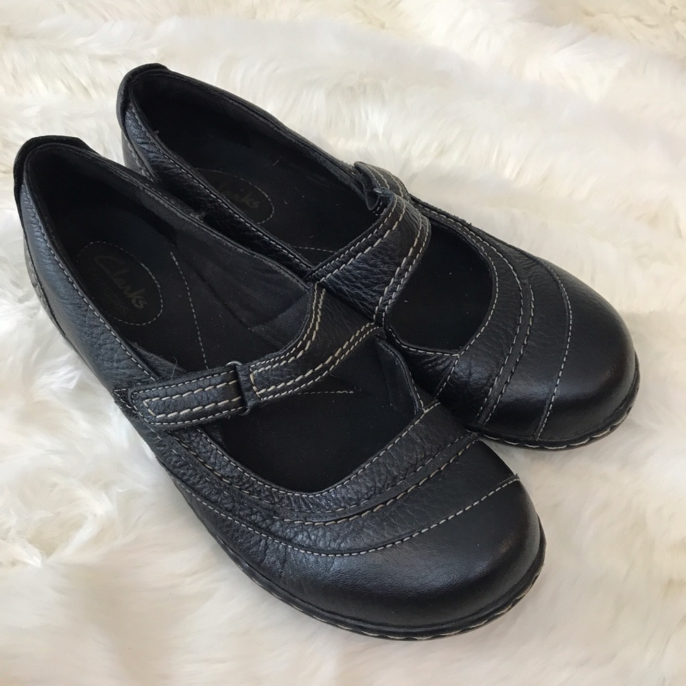 Clarks Bendables  Leather Mary Janes